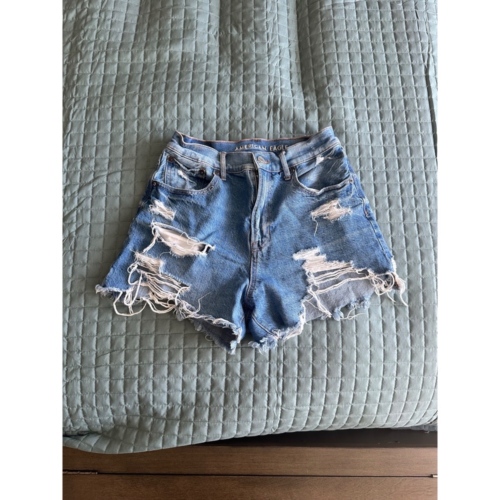 Distressed Highest Rise 90s Boyfriend Short